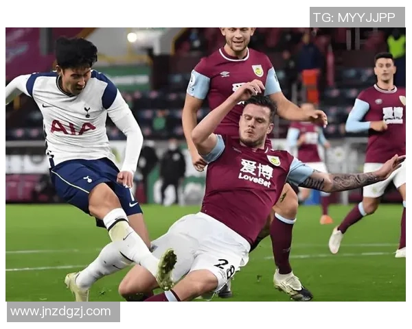 伯恩利与西布罗姆今晚激战一触即发谁能在这场较量中笑到最后