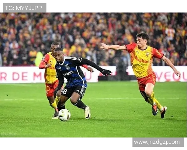 伊泽雷与摩纳哥的精彩对决揭示足球战术新趋势与球队实力较量