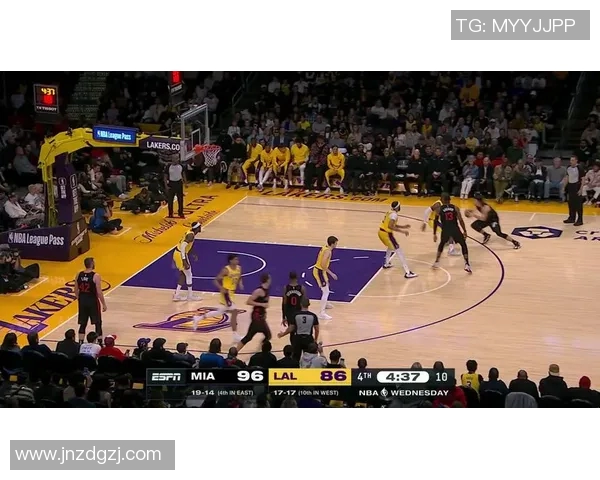 2018年12月11日湖人与热火精彩对决全场录像回放分析与精彩瞬间分享