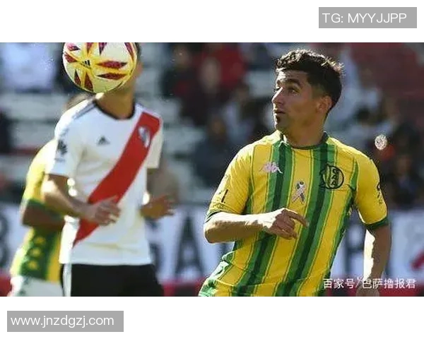 基尔梅斯与帕特罗纳图的精彩对决揭示足球战术与团队合作的魅力