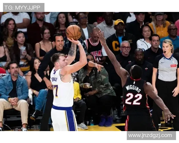 湖人对决热火精彩回顾与赛后分析揭示球队未来发展方向